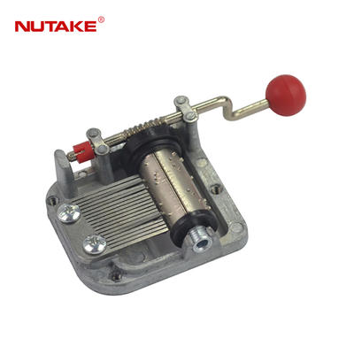 18 note hand crank miniature music movement with plastic ball handle 10188016
